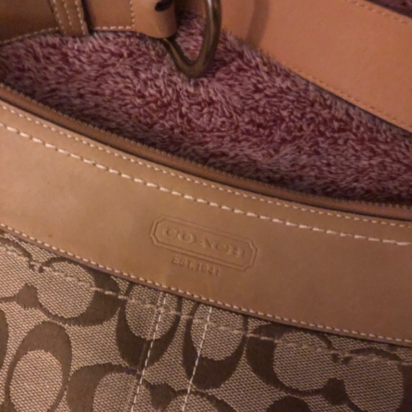 Coach Signature Logo Shoulder Bag - Picture 3 of 9